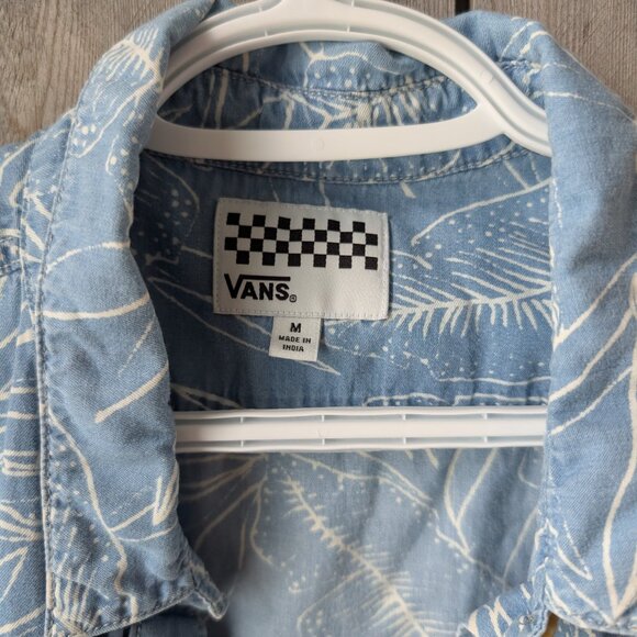 Vans sleeveless button shirt - Picture 2 of 3